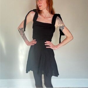 Francesca's Elegant Black Dress XXS